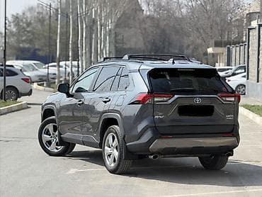 рав 4 2019: Toyota RAV4: 2019 г., 2.5 л, Вариатор, Гибрид, Кроссовер — 4