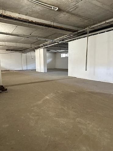 продается здание: Сдаётся в аренду просторное цокольное помещение открытой планировки — 1