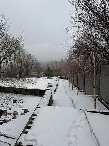 гаражи токмок: Үй, 1000 м², 10 бөлмө — 9