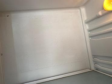 морозильная камера indesit: Холодильник Indesit, Б/у, Двухкамерный, De frost (капельный), 60 * 170 * 60 — 1