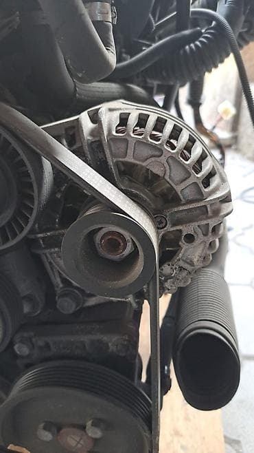 Генератор BMW 2004 г., Б/у, Оригинал, Германия