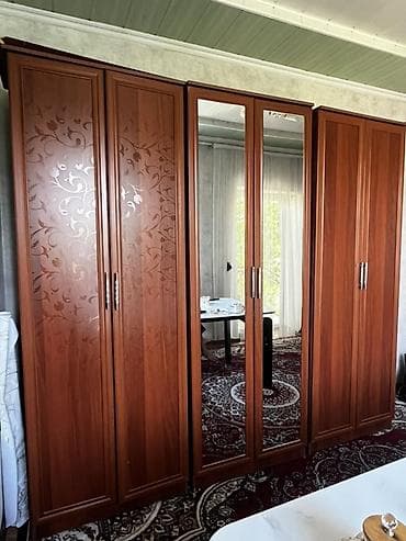 гкафы: Шкафный комплект для спальни или гостиной в классическом стиле — 1