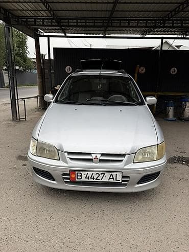eclipse cross: Mitsubishi Space Star: 2001 г., 1.3 л, Механика, Бензин, Хэтчбэк — 3