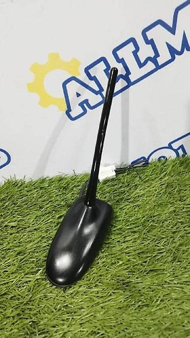 Subaru Forester v-2.0 turbo 2014 год антенна