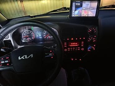 грузовик кия бонго: Бонго сатылат соснайна идеал
kia bongo газ 
kia бонго — 5
