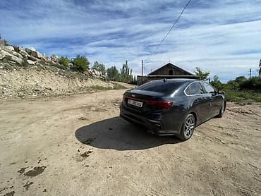 mazda 3: Kia K3: 2021 г., 1.6 л, Типтроник, Бензин, Седан — 4