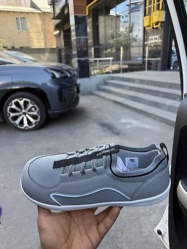 black yak: Мужские кроссовки, 43, Новый, цвет - Серый, Бесплатная доставка — 2