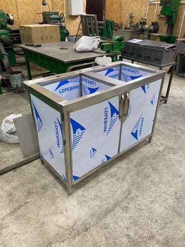 оборудование для общепита: Ванна моечная, мойка, стол из нержавейки, стол нейтральный, стеллажи — 18