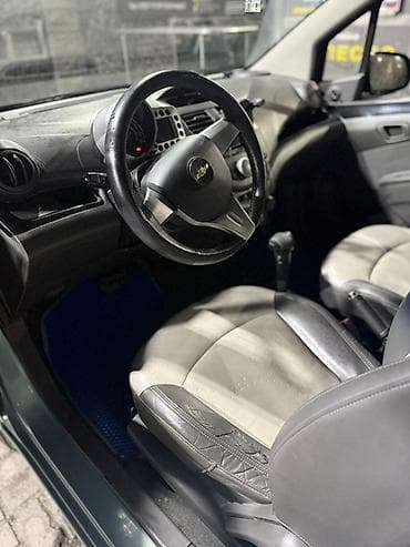chevrolet tracker ltz: Chevrolet Spark: 2009 г., 1 л, Автомат, Бензин, Хэтчбэк — 8