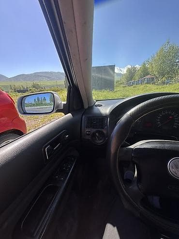 Транспорт: Volkswagen Golf Variant: 2004 г., 1.9 л, Кол менен иштөөчү, Дизель, Универсал — 9
