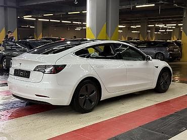 для такси авто: Tesla Model 3: 2019 г., 0.1 л, Вариатор, Электромобиль, Седан — 7