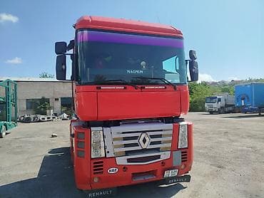 Тягач, Renault, 2003 г., Без прицепа — 2