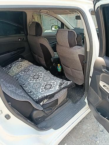 1: Toyota WISH: 2005 г., 1.8 л, Бензин, Минивэн — 6