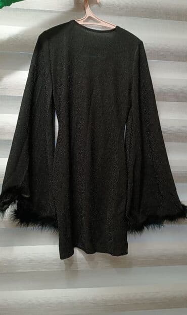 национальные украшения бишкек: Вечернее платье, Короткая модель, Трикотаж, С рукавами, Перья — 3