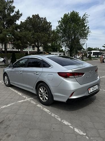 Hyundai Sonata: 2019 г., 2 л, Автомат, Газ, Седан — 5