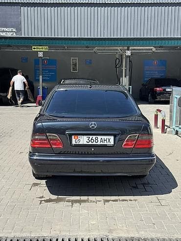 Mercedes-Benz E-Class: 2000 г., 3.2 л, Автомат, Дизель, Седан — 4