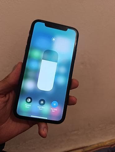 se 2016: IPhone Xr, Б/у, 64 ГБ, Черный, Зарядное устройство, 74 % — 3