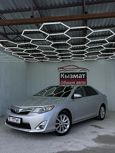 Транспорт: Toyota Camry: 2012 г., 2.5 л, Автомат, Бензин, Седан — 2