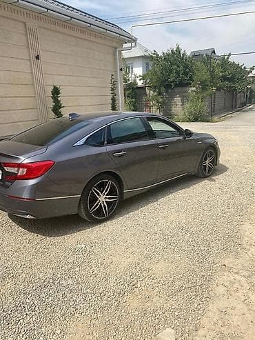 k doo: Honda Accord: 2022 г., Гибрид, Седан — 5