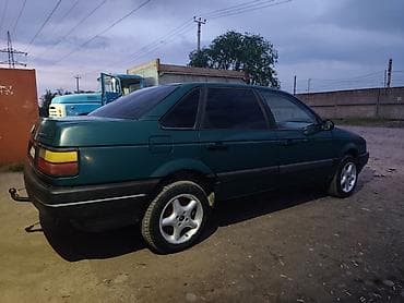 Volkswagen Passat: 1998 г., 1.8 л, Механика, Седан