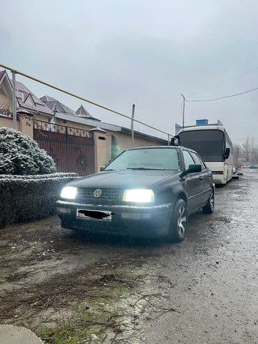 vento венто: Volkswagen Vento: 1995 г., 1.8 л, Механика, Бензин, Седан — 2