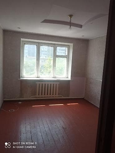 красная комната: 18 м², Без мебели — 2