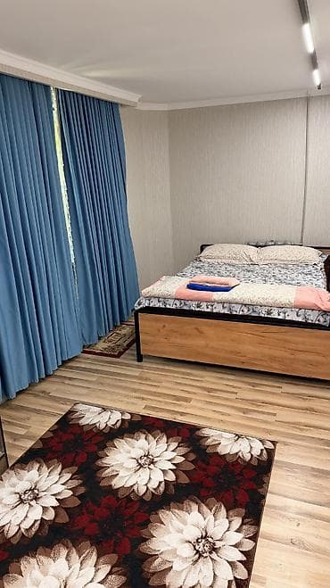 частный дом посуточно: Квартира посуточно город Ош. Сдается большая 3комнатная квартира — 7