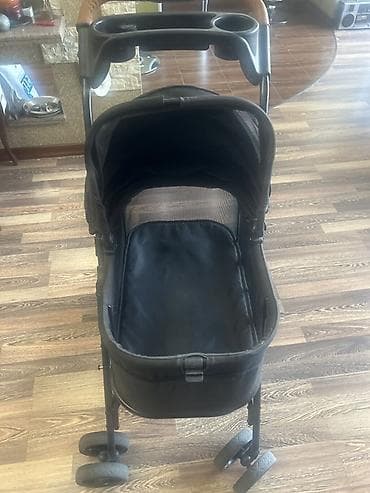 коляска детская с люлькой: Прогулочная коляска-переноска для домашних питомцев (собак/кошек) — 1