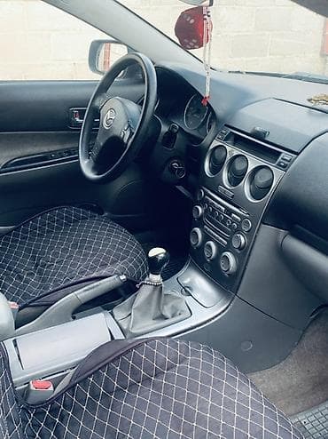 машына чанган: Mazda 6: 2003 г., 1.8 л, Кол менен иштөөчү, Газ, Седан — 2