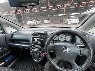 pod: Honda Stream: 2002 г., 1.7 л, Автомат, Бензин, Универсал — 5