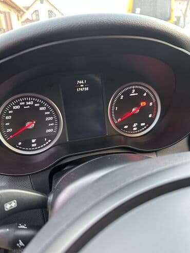 форсовский набор ключей: Mercedes-Benz C-Class: 2015 г., 1.6 л, Автомат, Дизель, Седан — 10