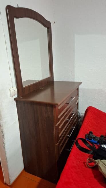 бу мебел бишкек: Уктоочу бөлмө гарнитуру, Колдонулган, Эки кишилик керебет, Шкаф, Комод, Белоруссия, МДФ, түсү - Күрөң — 4