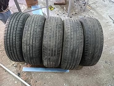 r 16: Размер 205/65 R16. Состояние буу. Протектор 80%. Пять колесо. С — 1