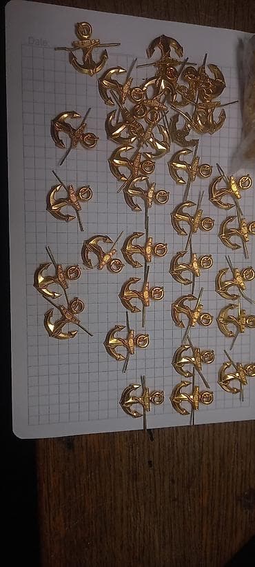 Жеке буюмдар: Металлические значки-эмблемы в виде якоря (золистый цвет) - Дизайн — 1