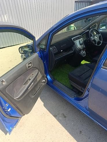 range over: Honda Stream: 2004 г., 2 л, Автомат, Бензин, Минивэн — 10
