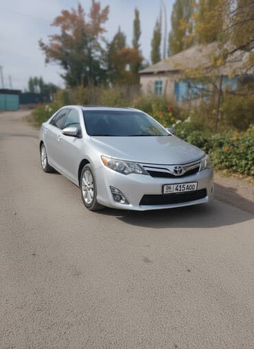 Toyota Camry: 2012 г., 2.5 л, Автомат, Бензин, Седан