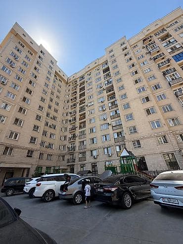ихлас делюкс: 2 комнаты, 64 м², Пишпек Элитка, 7 этаж, Евроремонт — 1