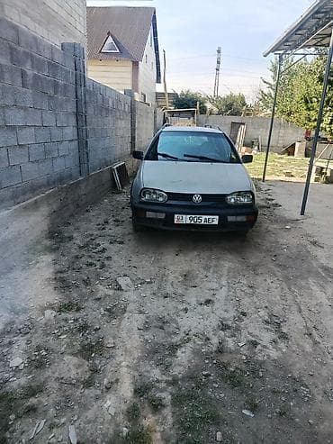 Унаа сатуу: Volkswagen Golf: 1995 г., 1.8 л, Кол менен иштөөчү, Универсал — 10