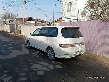 Toyota: Toyota Gaia: 2003 г., 2 л, Бензин, Минивэн — 2