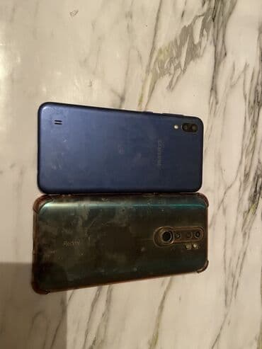 сабвуфер авто: Оба телефона рабочие но в трещинах За информацией пишите не звоните — 1