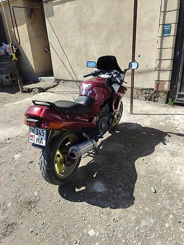 3 sfe: Kawasaki Ninja (спорт-турист) в бордовом цвете.4 цилиндр 6 ступка тяга — 4