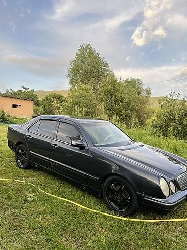 воз: Mercedes-Benz E-Class: 1999 г., 2 л, Механика, Бензин, Седан — 4