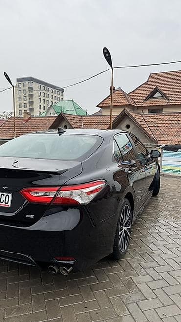 Toyota Camry: 2019 г., 2.5 л, Автомат, Бензин, Седан — 4