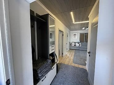 дача быстраток: 🏡 Сдаётся уютный новый коттедж у озера! ✨ Площадь — 76 м² 👨‍👩‍👧‍👦 — 5