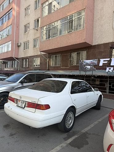 Toyota Camry: 2001 г., 2.2 л, Автомат, Бензин, Седан — 4