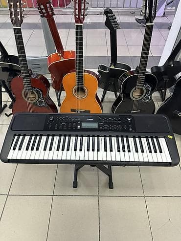 Синтезатор Yamaha383 - Полноразмерная клавиатура на 61 клавишу -