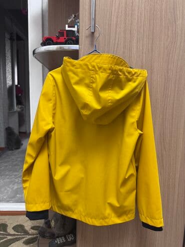 дождевик куртка: Дождевик . не промокает. внутри подклад хлопок. размер 7-8 лет. цена — 3