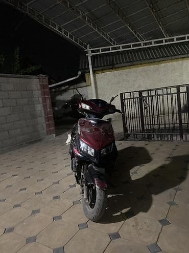 50: Макси-скутер M8, 150 куб. см, Бензин, Б/у — 1