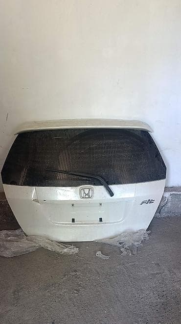 хонда фит тарпеда: Крышка багажника Honda, Оригинал — 5
