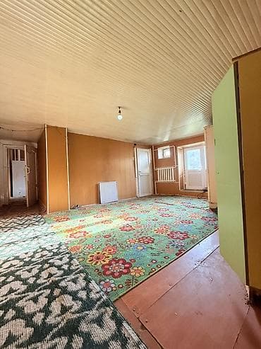 новый дачный дом: Просторный частный дом с большим количеством комнат и хозяйственными — 4